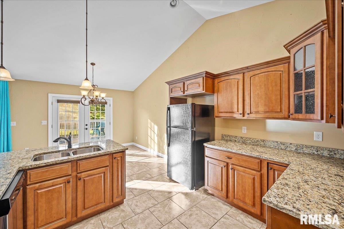 1506 Remington Road Pekin, IL 61554 - Photo 11 of 40 Gallery Image 11