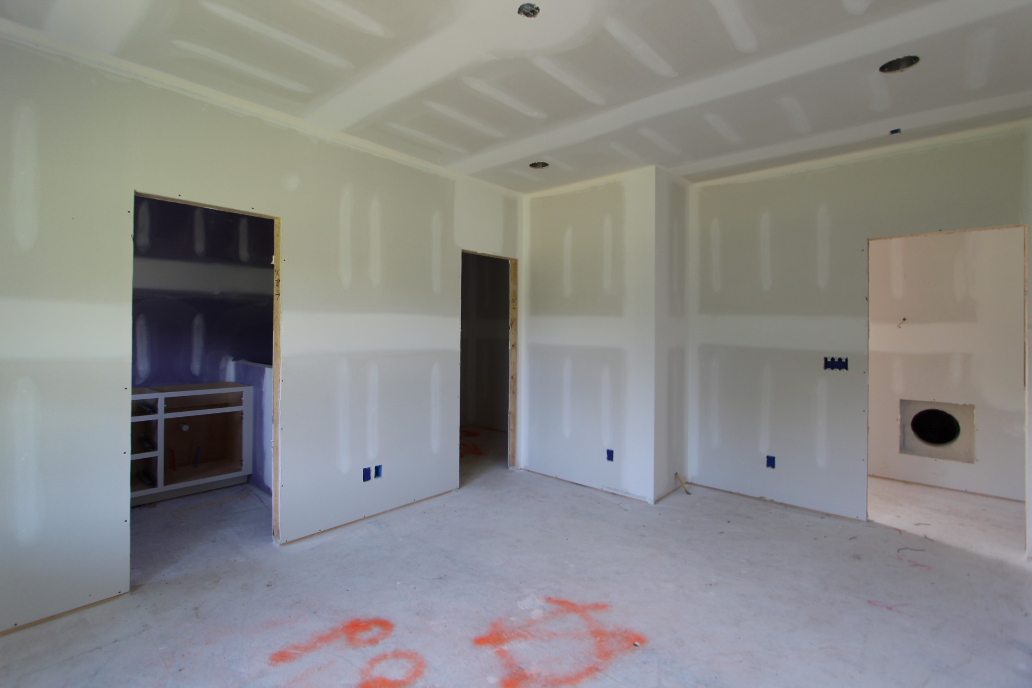 517 Cole's Ferry Road, Unit 11 Gallatin, TN 37066 - Photo 13 of 16 a view of an empty room with a cabinet