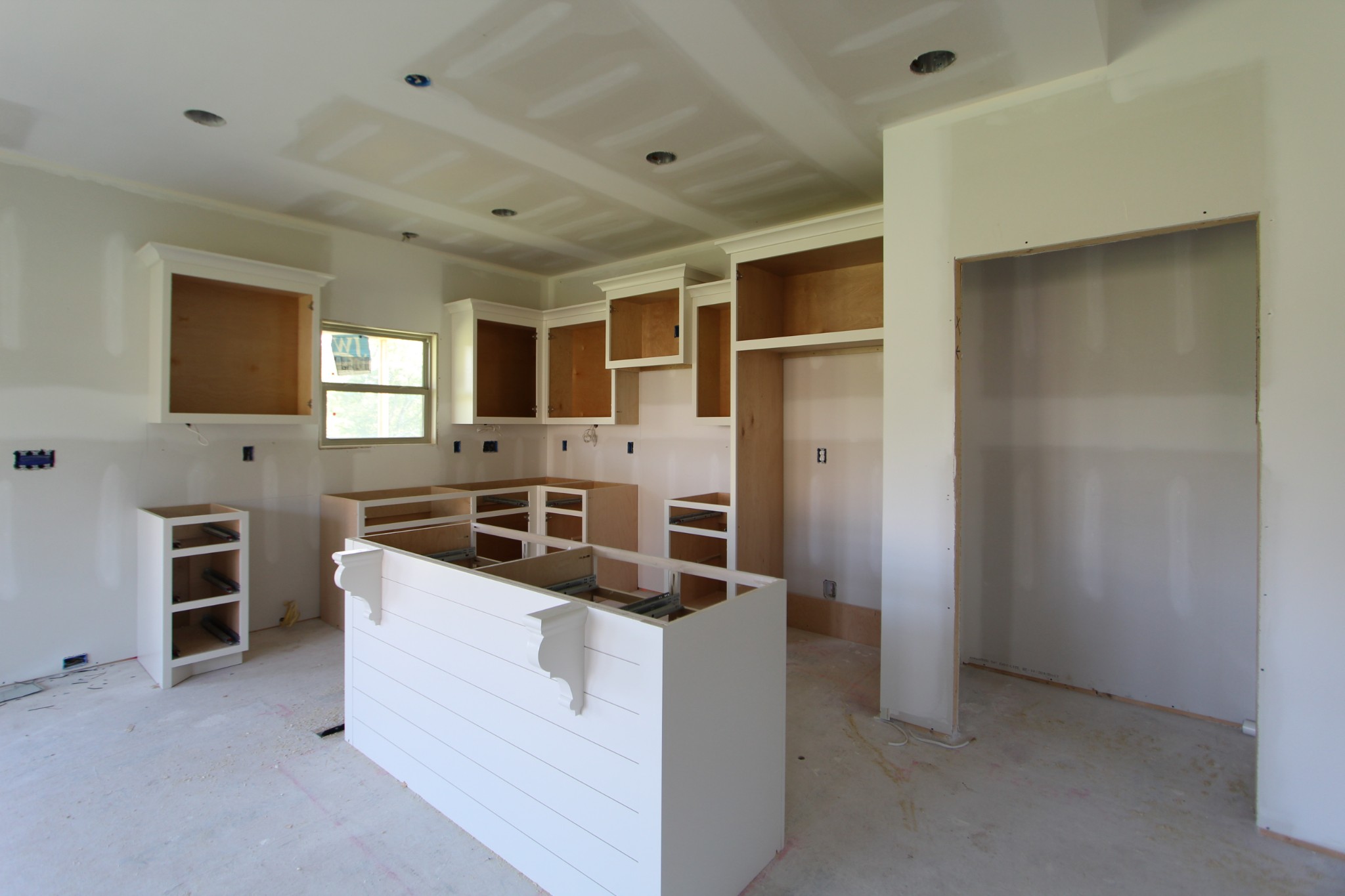 517 Cole's Ferry Road, Unit 11 Gallatin, TN 37066 - Photo 7 of 16 a kitchen with a stove and a refrigerator
