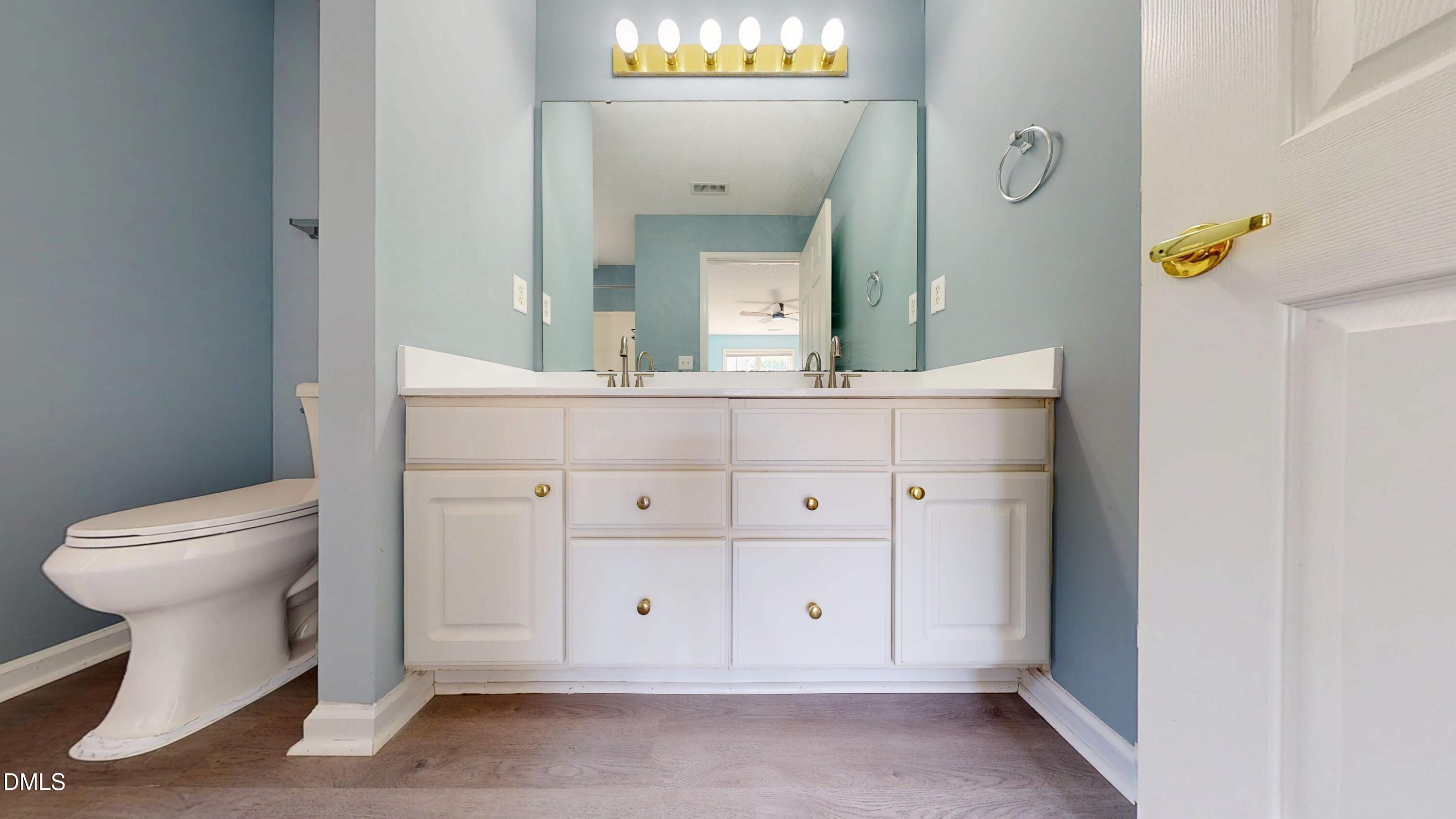 2501 Huntscroft Lane, Unit 100 Raleigh, NC 27617 - Photo 27 of 39