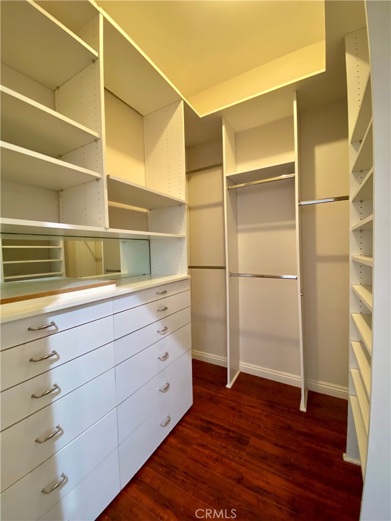 11019 Rives Avenue Downey, CA 90241 - Photo 22 of 35