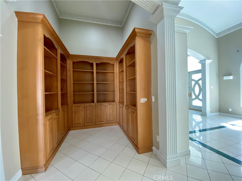 11019 Rives Avenue Downey, CA 90241 - Photo 23 of 35