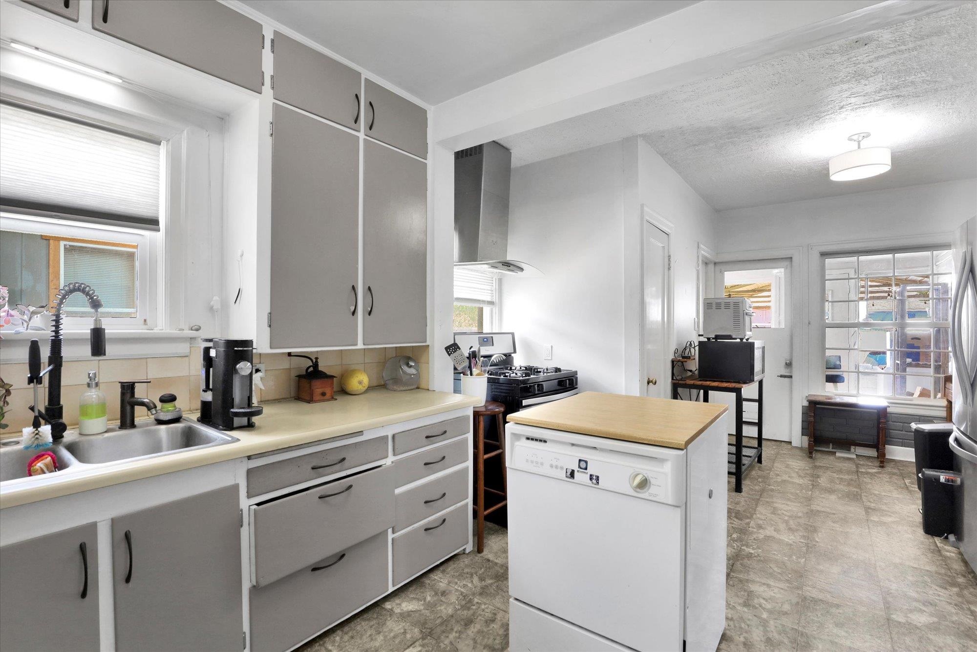 Undisclosed Address Spokane, WA 99207 - Photo 11 of 35