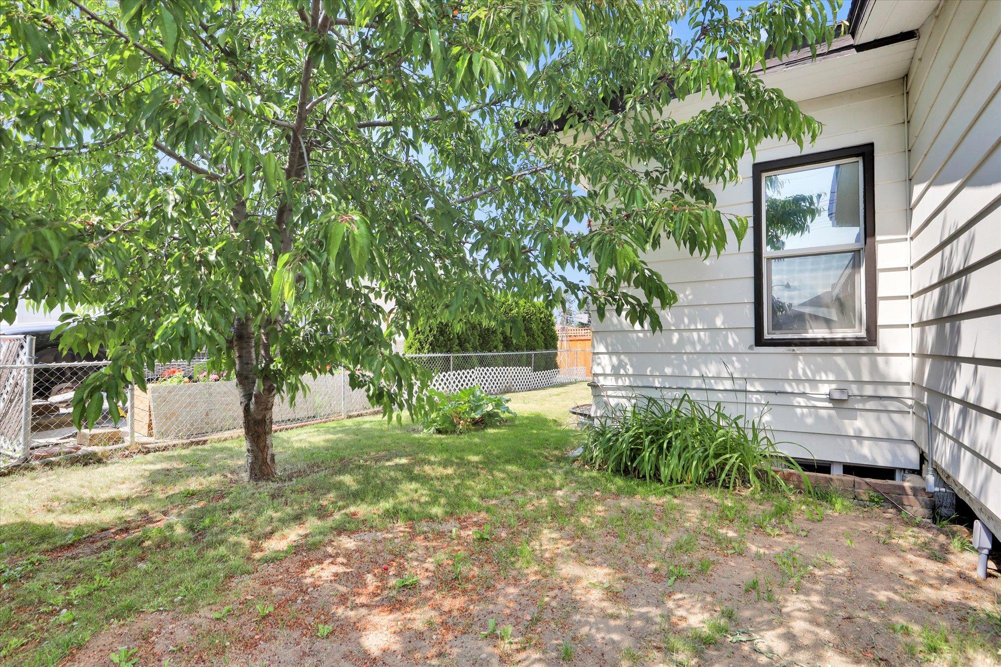 Undisclosed Address Spokane, WA 99207 - Photo 28 of 35