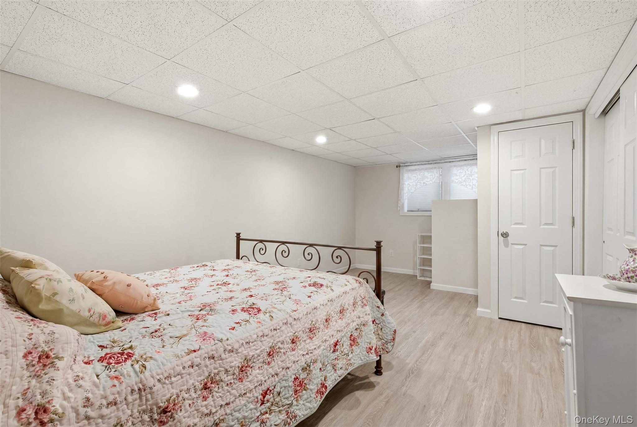 29 Vineyard Road Huntington, NY 11743 - Photo 29 of 35