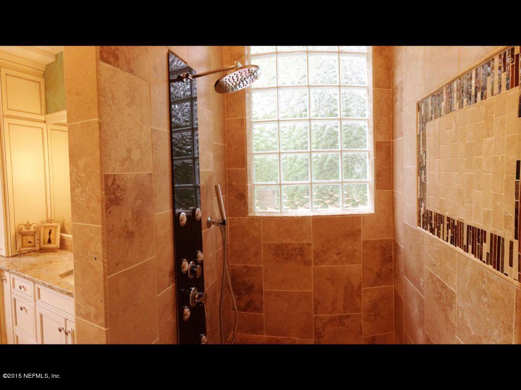 8976 Crystal Springs Road Jacksonville, FL 32221 - Photo 11 of 25 10_Shot.jpg