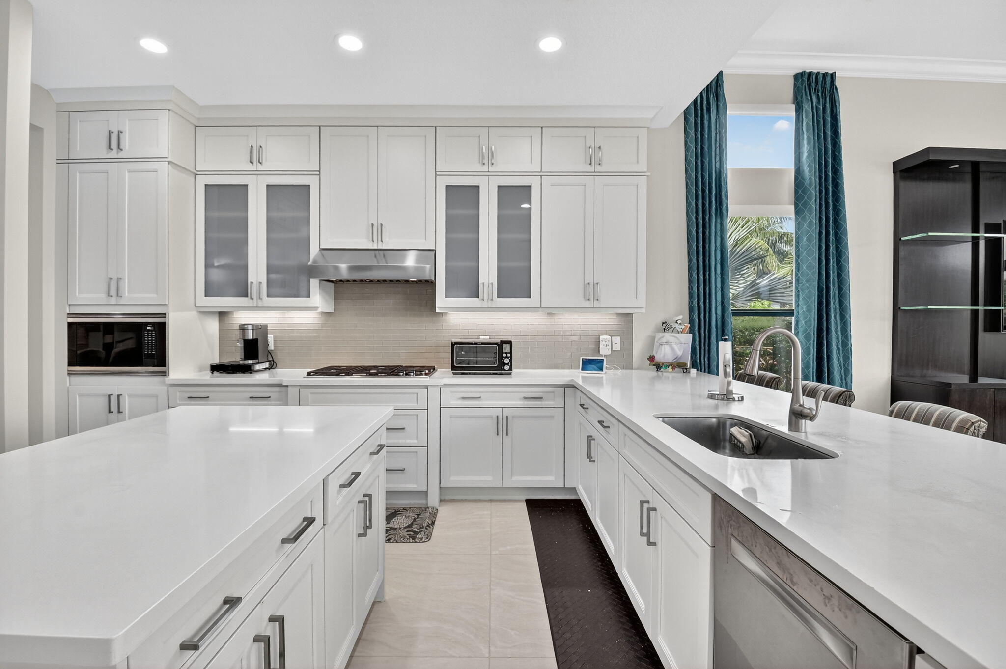 16804 Strasbourg Lane Delray Beach, FL 33446 - Photo 17 of 136 16-web-or-mls-037_DSC_6881