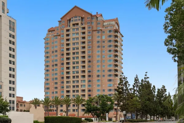 $3,650 | 3890 Nobel Drive, Unit 1104, San Diego, CA 92122