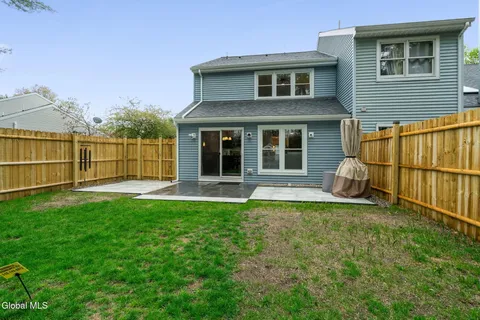 $359,900 | 9 Old Mill Lane, Queensbury, NY 12804