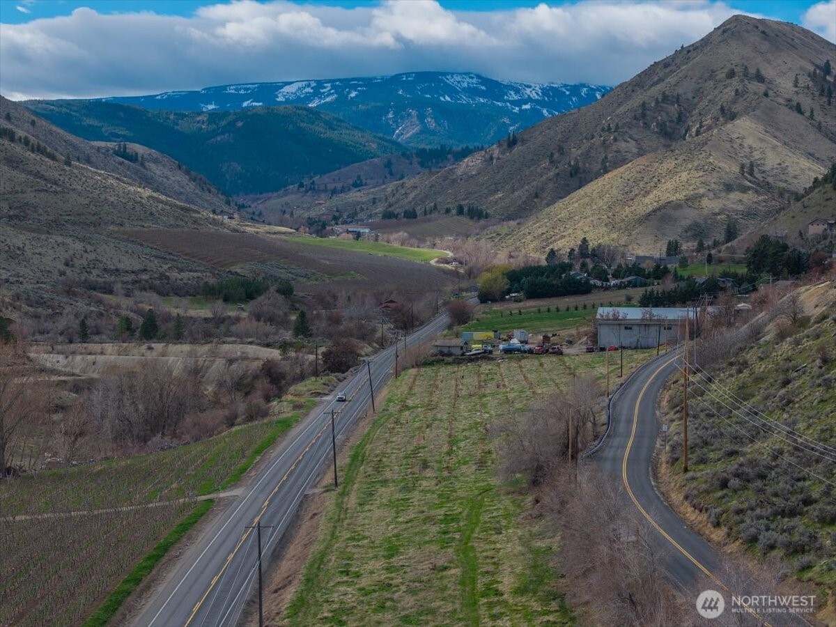 3 Methow Street Wenatchee, WA 98801 - Photo 4 of 20