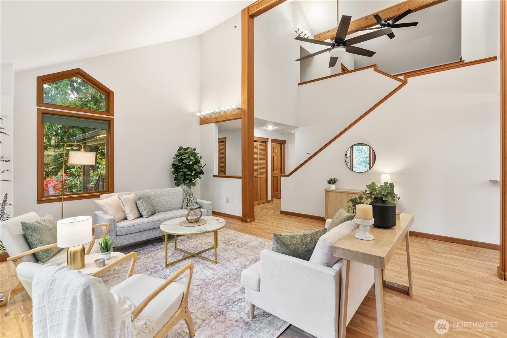14012 Ingraham Road Monroe, WA 98272 - Photo 4 of 40 a living room with furniture and wooden floor