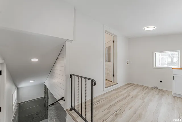 $195,000 | 1102 3rd Street, Lincoln, IL 62656