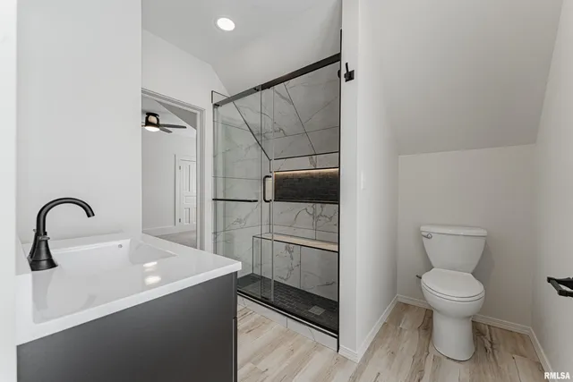 $195,000 | 1102 3rd Street, Lincoln, IL 62656