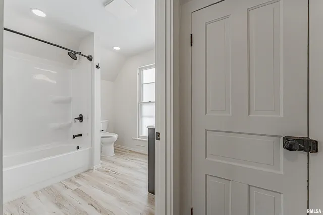 $195,000 | 1102 3rd Street, Lincoln, IL 62656