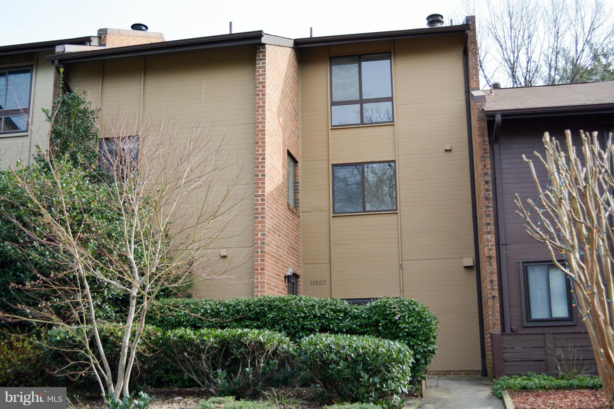 11606 Hunters Green Court Reston, VA 20191 - Photo 1 of 26 Exterior (Front)