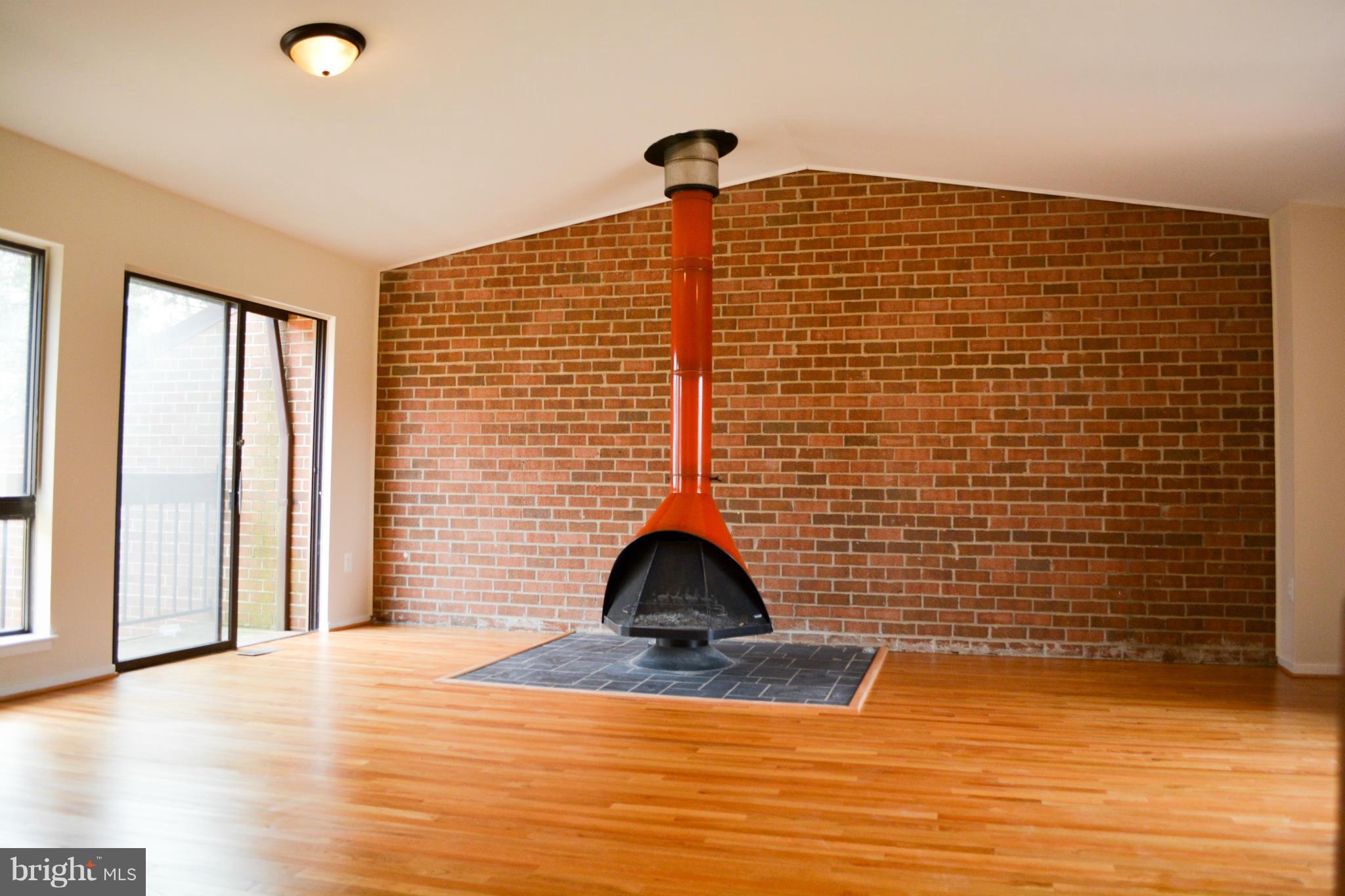 11606 Hunters Green Court Reston, VA 20191 - Photo 18 of 26 Bedroom (Master)