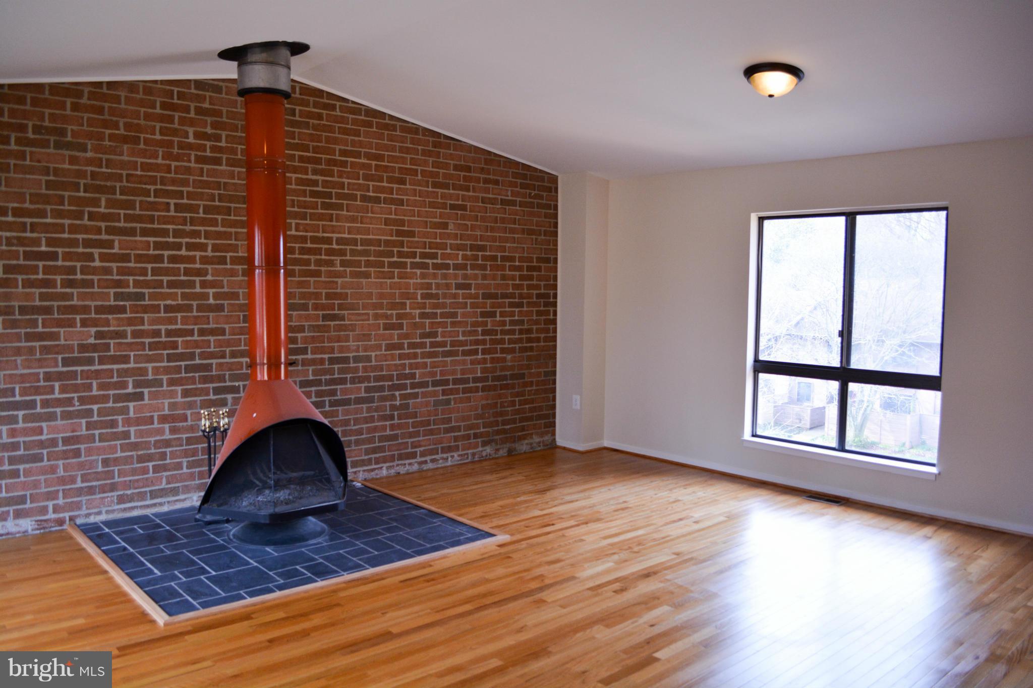 11606 Hunters Green Court Reston, VA 20191 - Photo 19 of 26 Bedroom (Master)