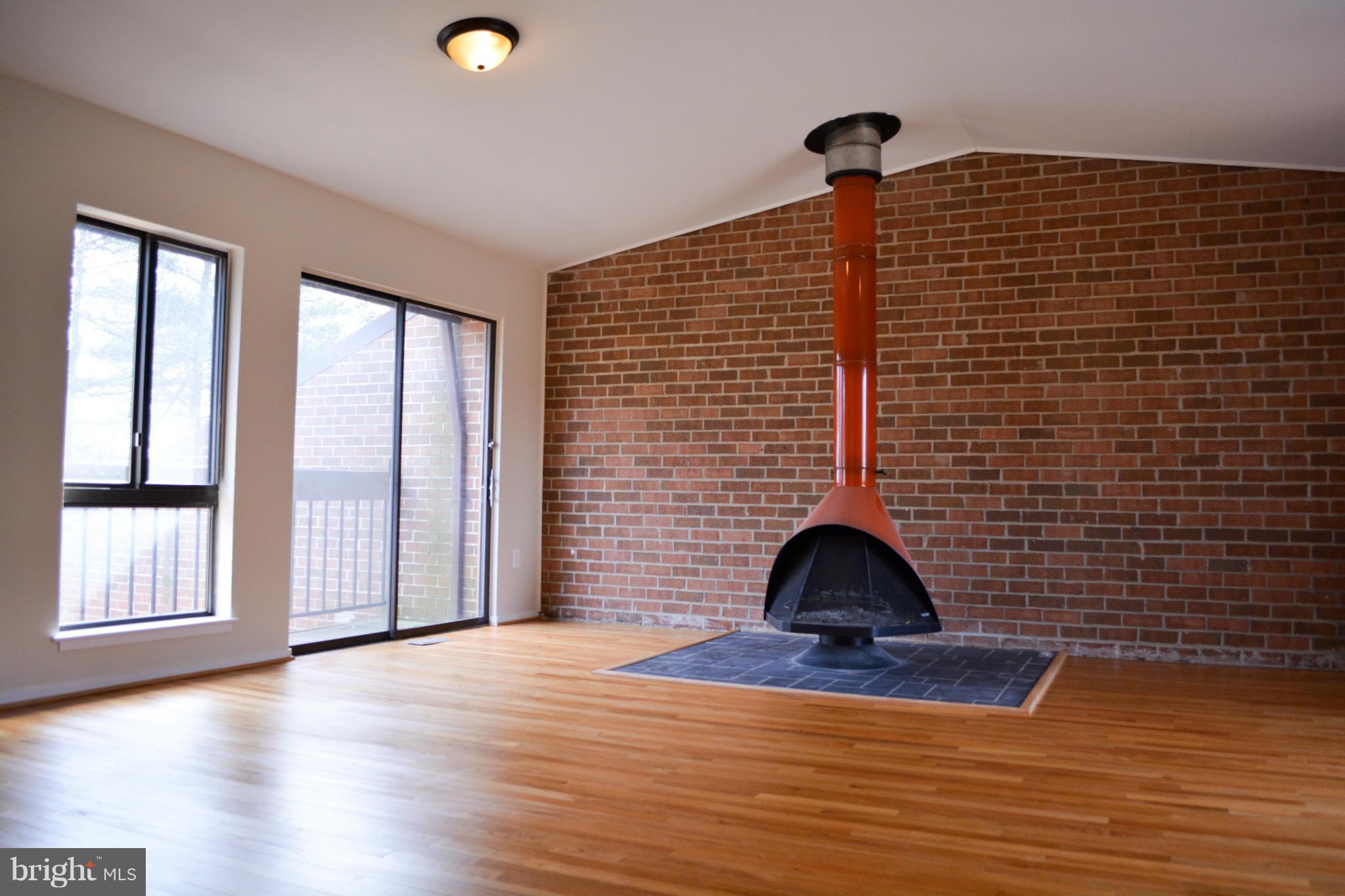 11606 Hunters Green Court Reston, VA 20191 - Photo 20 of 26 Bedroom (Master)