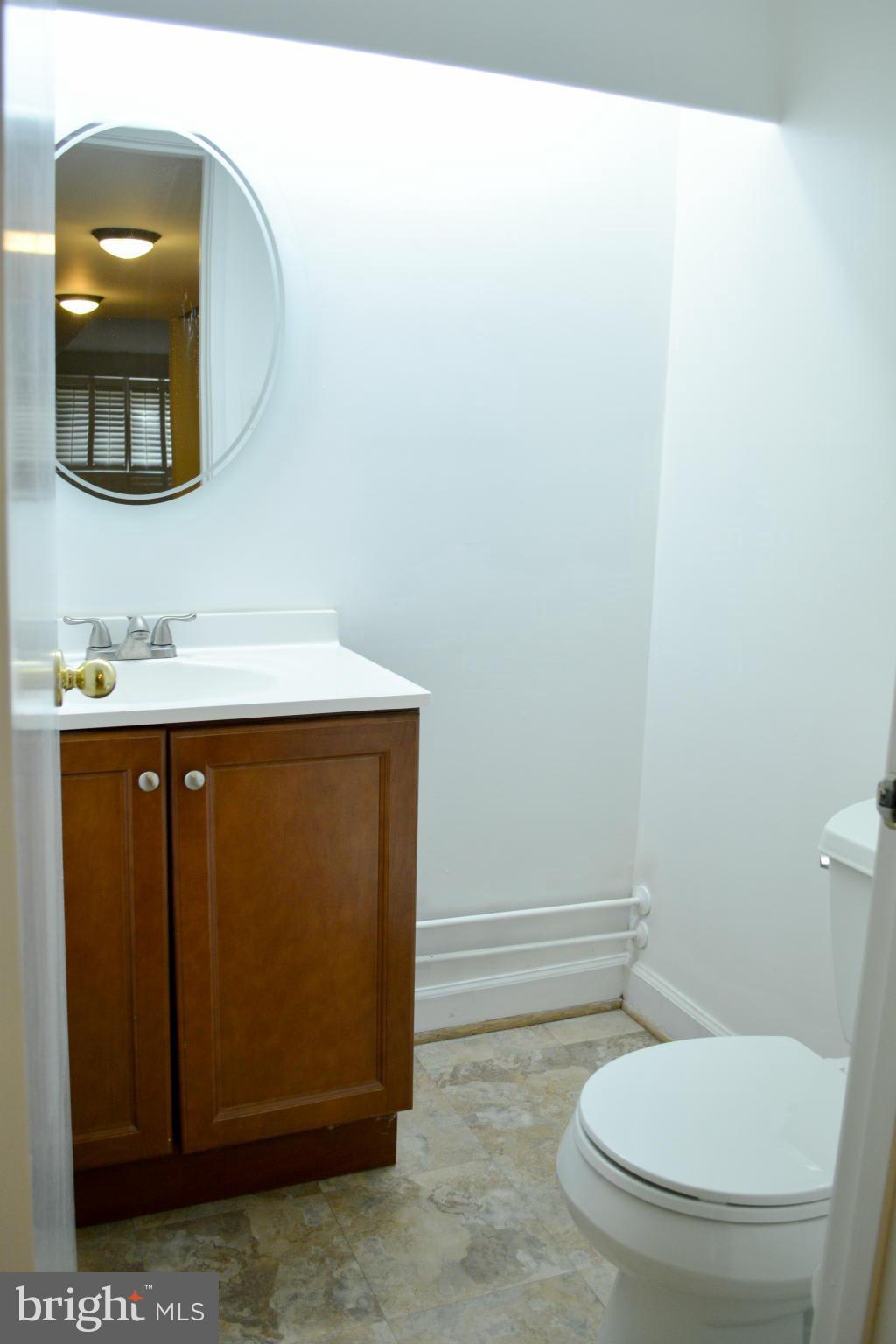 11606 Hunters Green Court Reston, VA 20191 - Photo 10 of 26 Bath