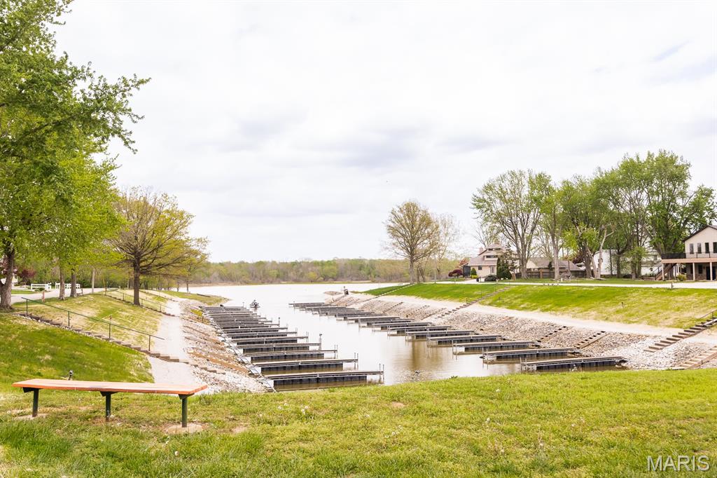 18810 Spruce Street Carlyle, IL 62231 - Photo 4 of 29
