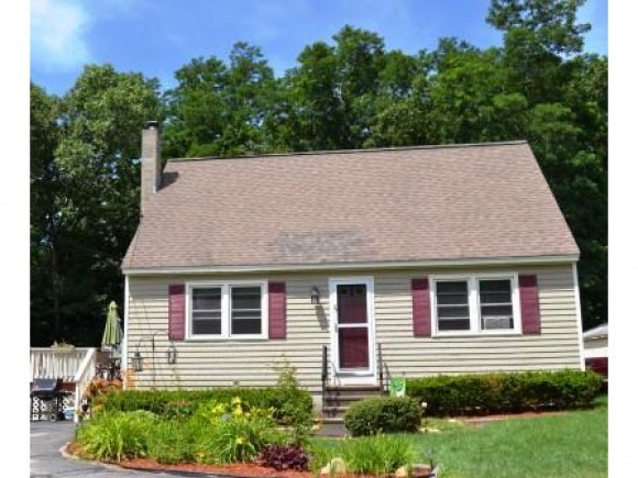77 Rochelle Avenue Manchester, NH 03102 - Photo 1 of 1 Gallery Image 1