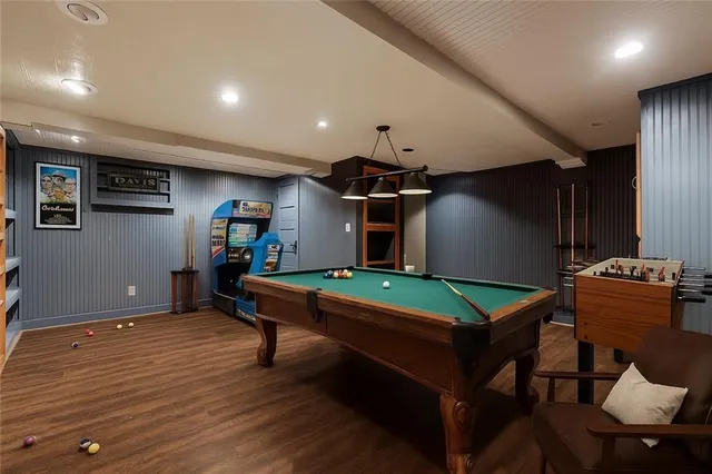 $725,000 | 2301 Lee's Summit Road, Lee's Summit, MO 64064