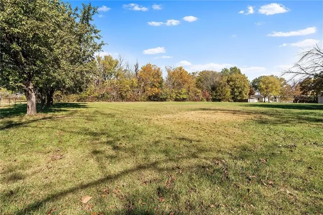 $725,000 | 2301 Lee's Summit Road, Lee's Summit, MO 64064