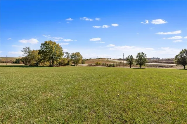 $725,000 | 2301 Lee's Summit Road, Lee's Summit, MO 64064