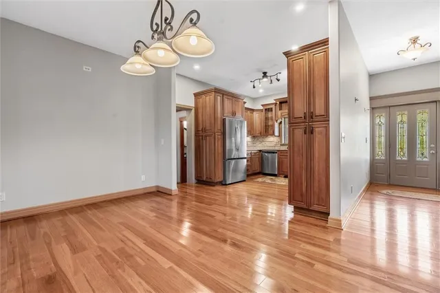 $725,000 | 2301 Lee's Summit Road, Lee's Summit, MO 64064