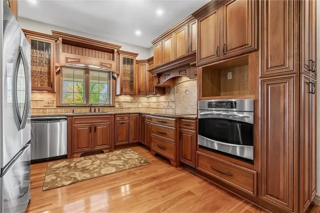 $725,000 | 2301 Lee's Summit Road, Lee's Summit, MO 64064