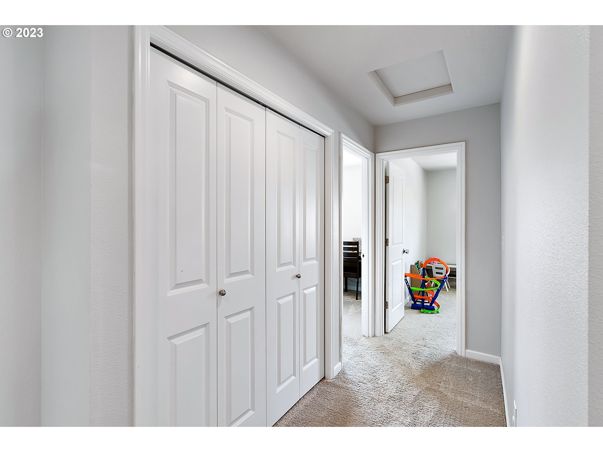 298 North 34th Court Ridgefield, WA 98642 - Photo 28 of 36 a view of an entryway with wooden floor