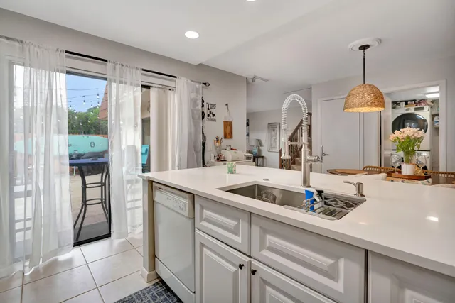 $2,700 | 148 Heritage Way, West Palm Beach, FL 33407