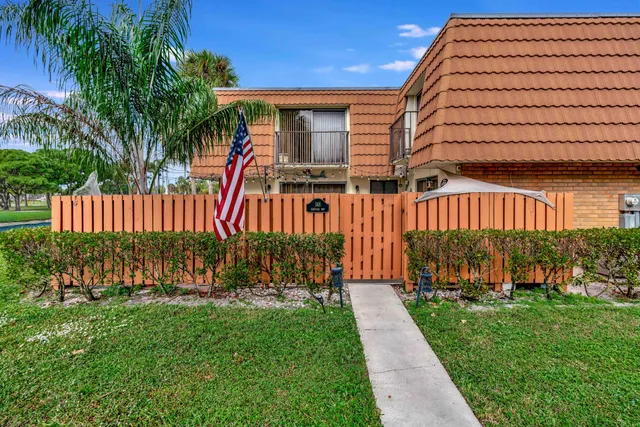 $2,700 | 148 Heritage Way, West Palm Beach, FL 33407