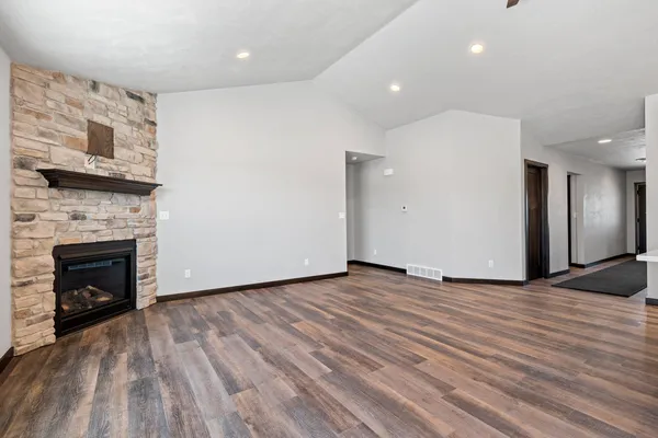 $339,000 | 2510 Stoney Brook Court, Manitowoc, WI 54220