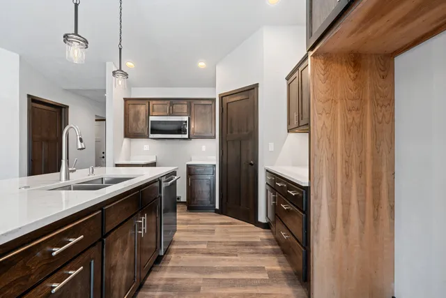 $339,000 | 2510 Stoney Brook Court, Manitowoc, WI 54220