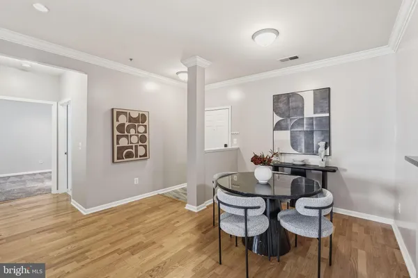 $429,999 | 4850 Eisenhower Avenue, Unit 316, Alexandria, VA 22304