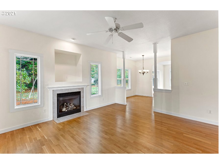 632 Smith Beckon Road Carson, WA 98610 - Photo 7 of 32 Gallery Image 7