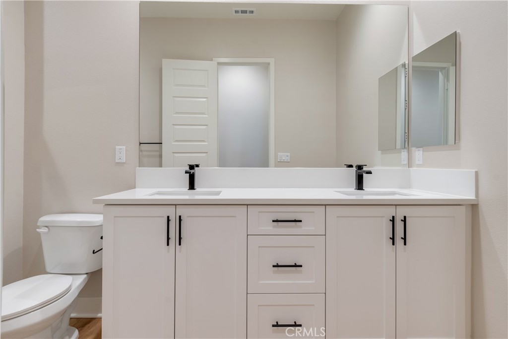 6548 Canyon Oaks Drive Simi Valley, CA 93063 - Photo 15 of 28