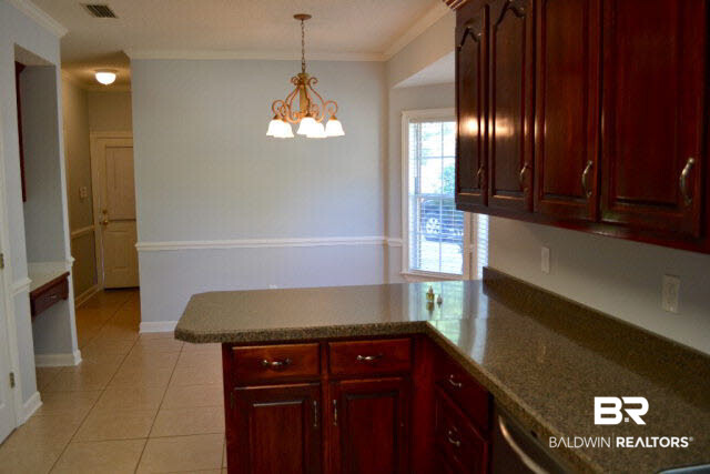 10373 Hunters Ridge Drive Mobile, AL 36695 - Photo 10 of 25 kitchen