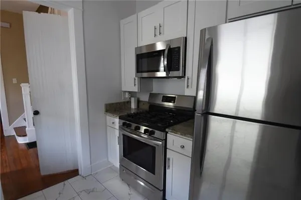 $2,995 | 1111 Sixth Street, New Orleans, LA 70115