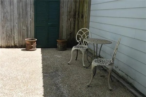 $2,995 | 1111 Sixth Street, New Orleans, LA 70115