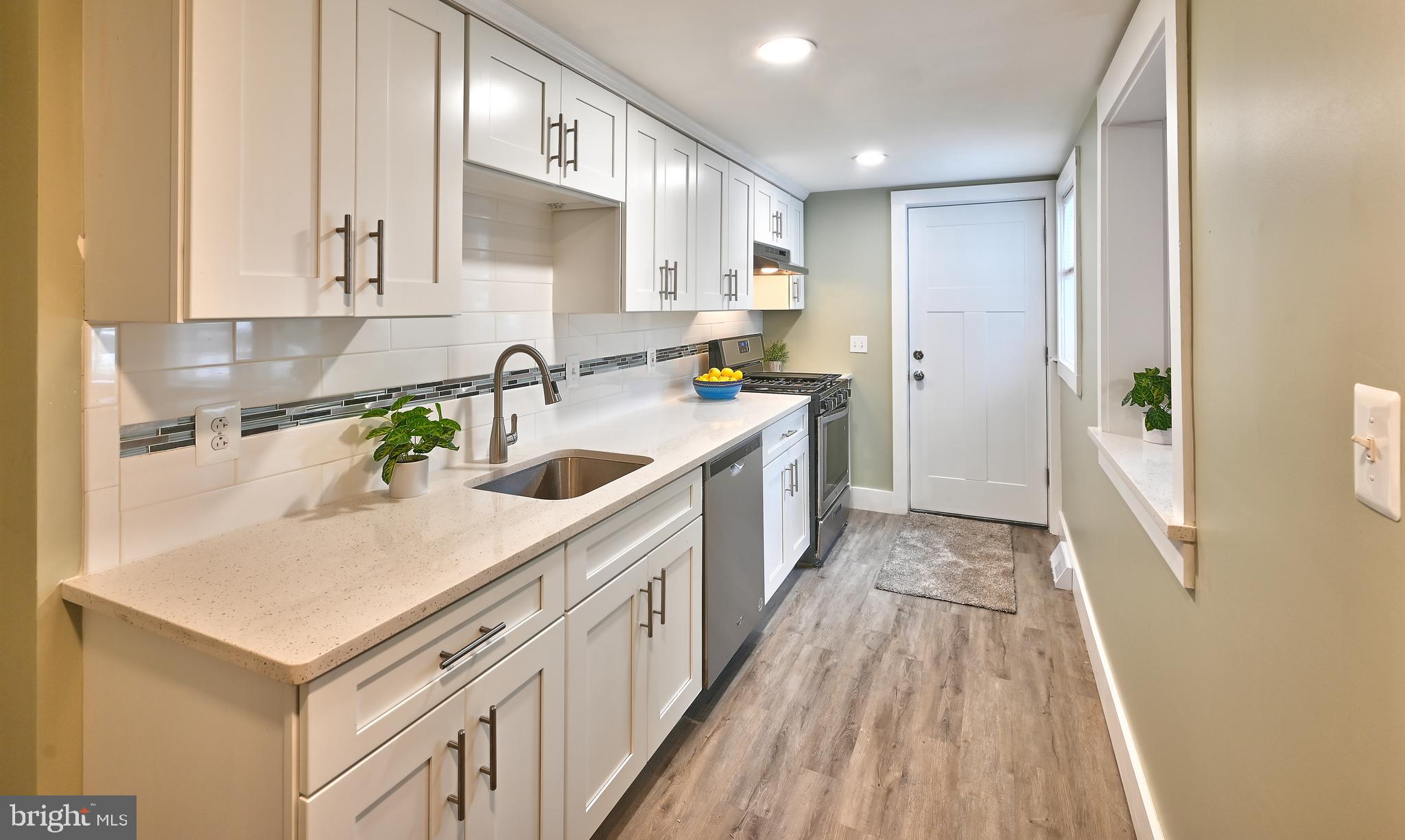 2804 Yorkship Road Camden, NJ 08104 - Photo 4 of 21