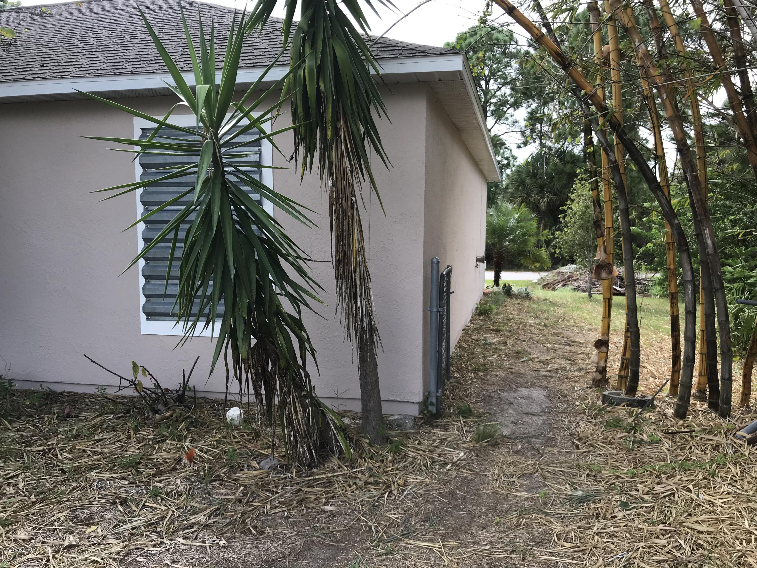 2115 Thames Road Southeast Palm Bay, FL 32909 - Photo 11 of 30 IMG_4801