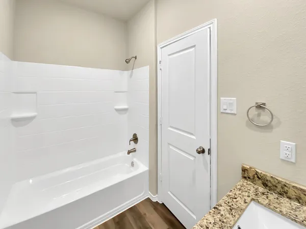 $1,300 | 11593 Persimmon Street, Willis, TX 77318