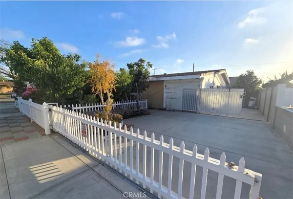 $1,800 | 14201 Paul Way, Unit C, Westminster, CA 92683