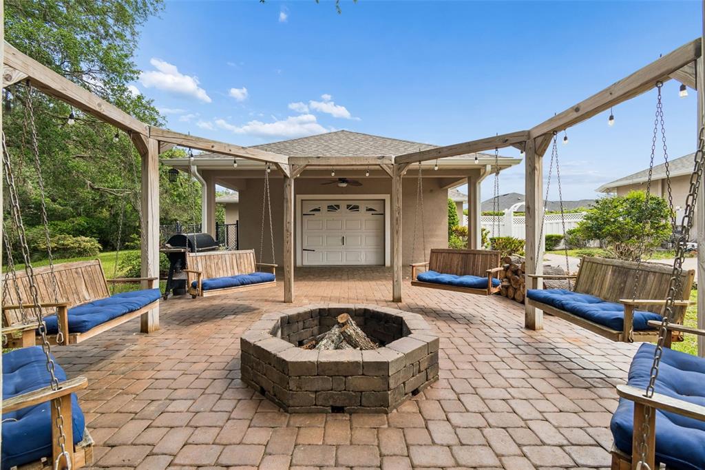 1349 Oak Meadow Point New Port Richey, FL 34655 - Photo 4 of 48