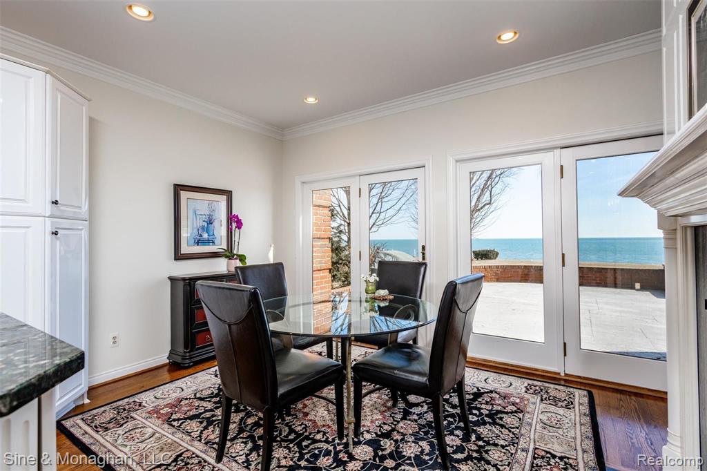 1020 Lake Shore Road Grosse Pointe Shores, MI 48236 - Photo 27 of 94