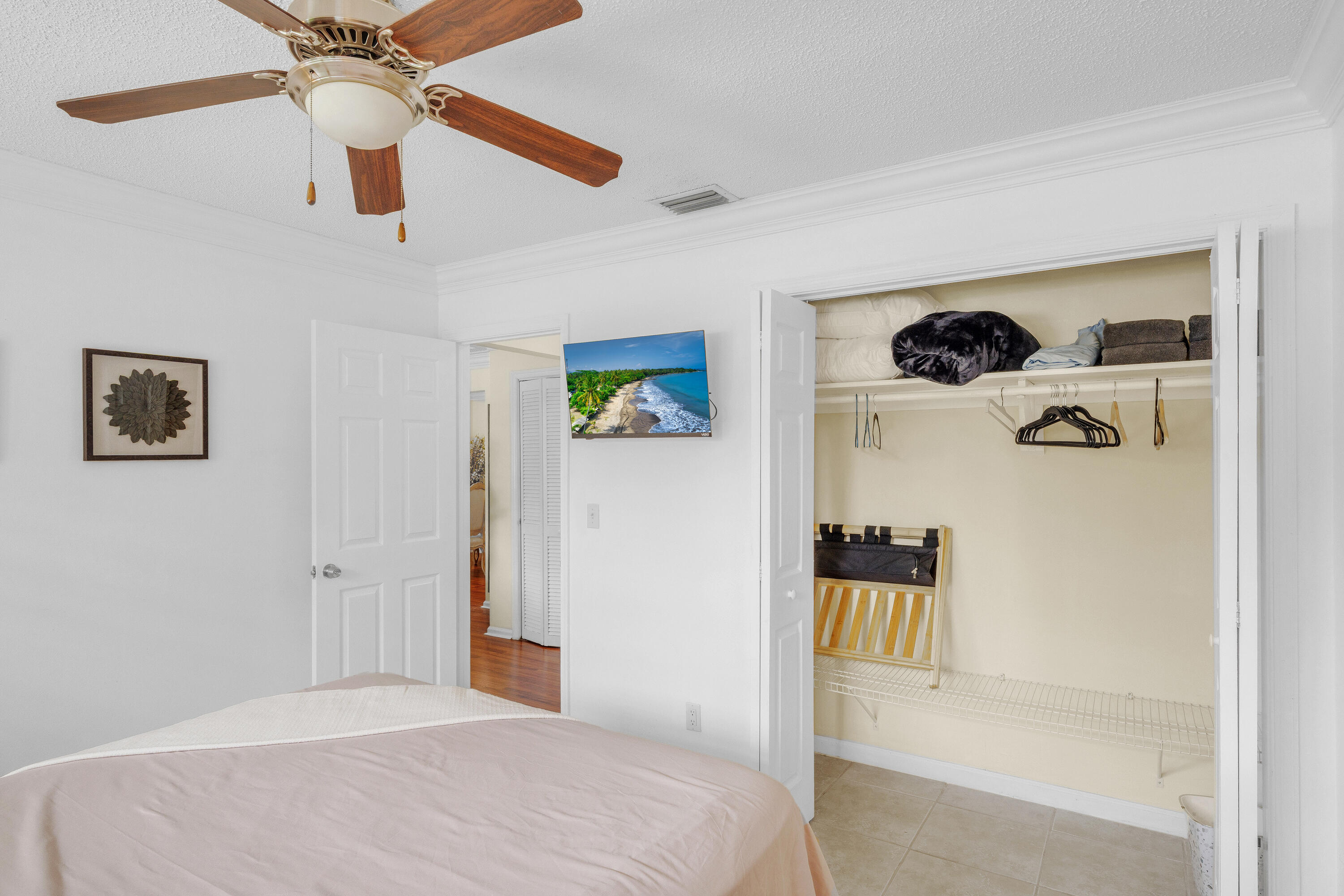 1350 Riverside Circle, Unit 1 Wellington, FL 33414 - Photo 33 of 43 17 Guest Bedroom (4)
