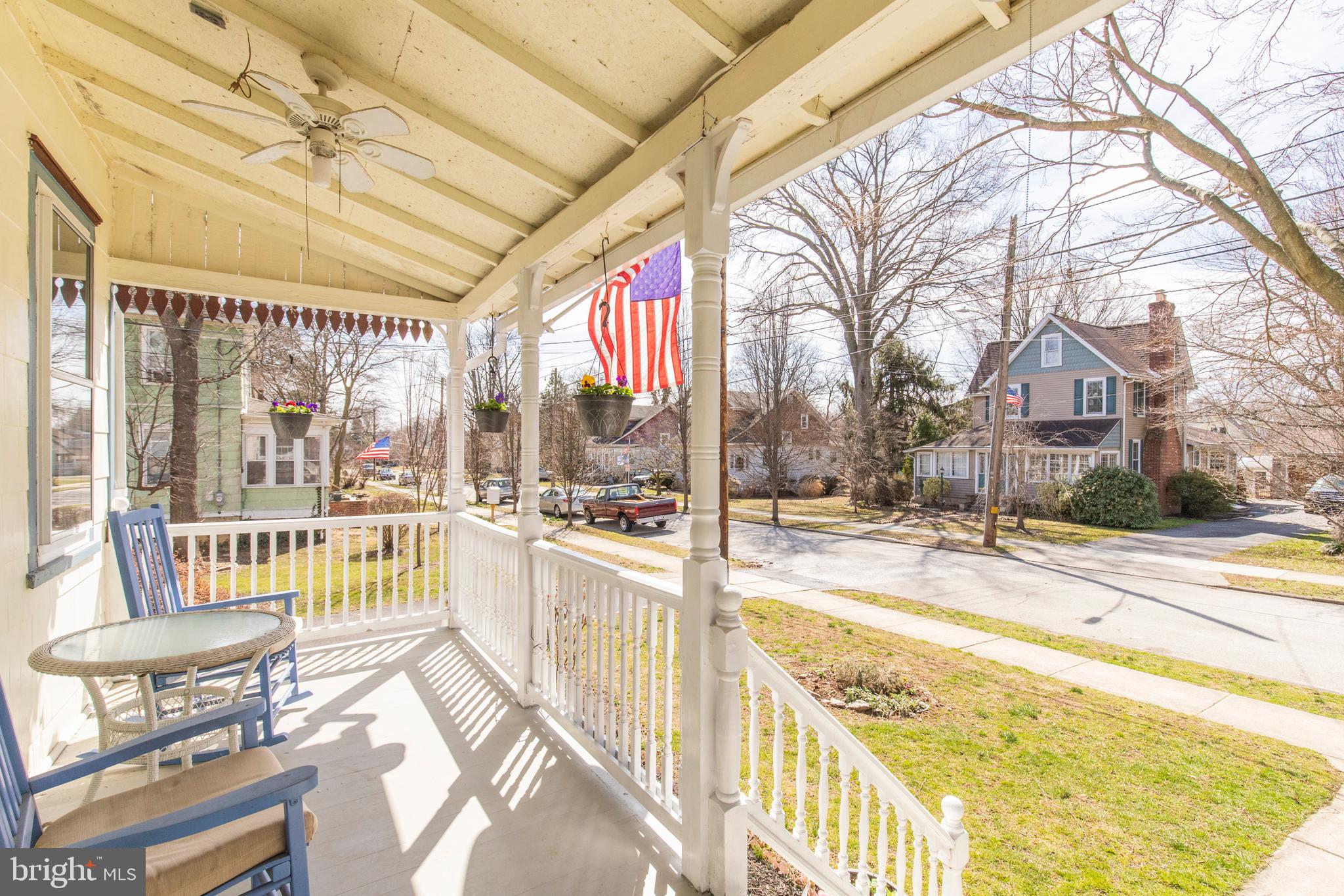 210 President Avenue Rutledge, PA 19070 - Photo 3 of 38 Front Porch