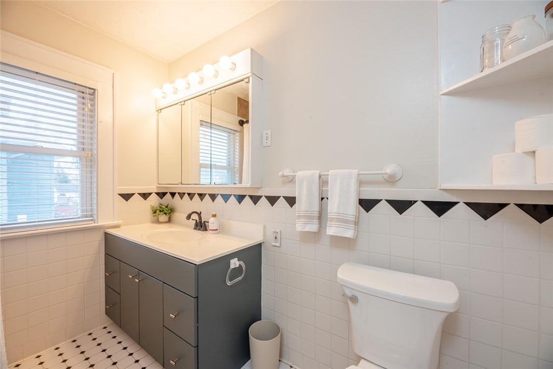 200 Hurstbourne Road Irondequoit, NY 14609 - Photo 29 of 35